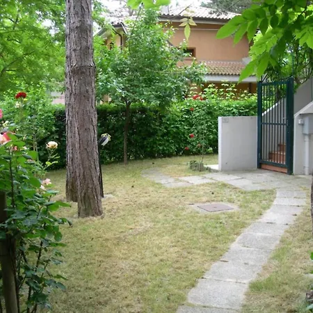 Relaxing And Well Equipped Retreat For Families Apartment *