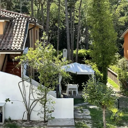 Relaxing And Well Equipped Retreat For Families Apartment Bibione
